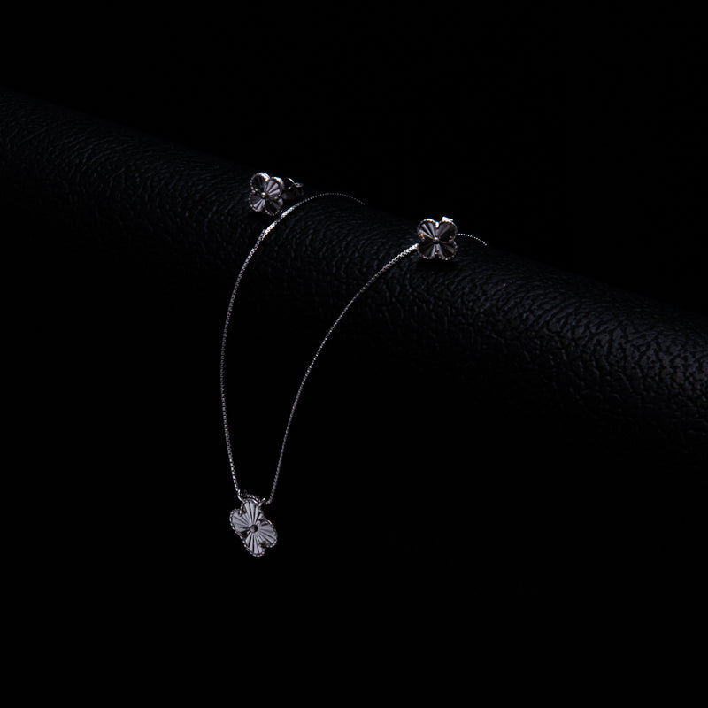 Gargantilla Clover + Aretes Clover
